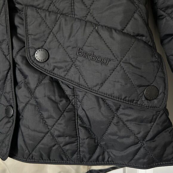 Barbour Flyweight Cavalry Quilt Jacket in Classic Black Size 6 - Picture 4 of 9
